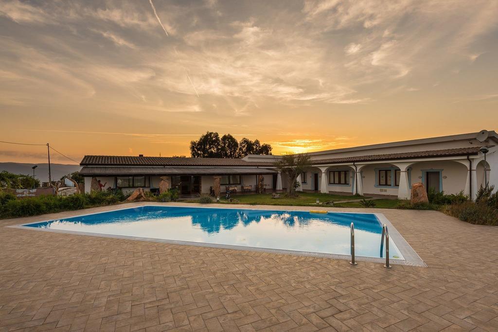 Agriturismo Irghitula Posada  Eksteriør bilde